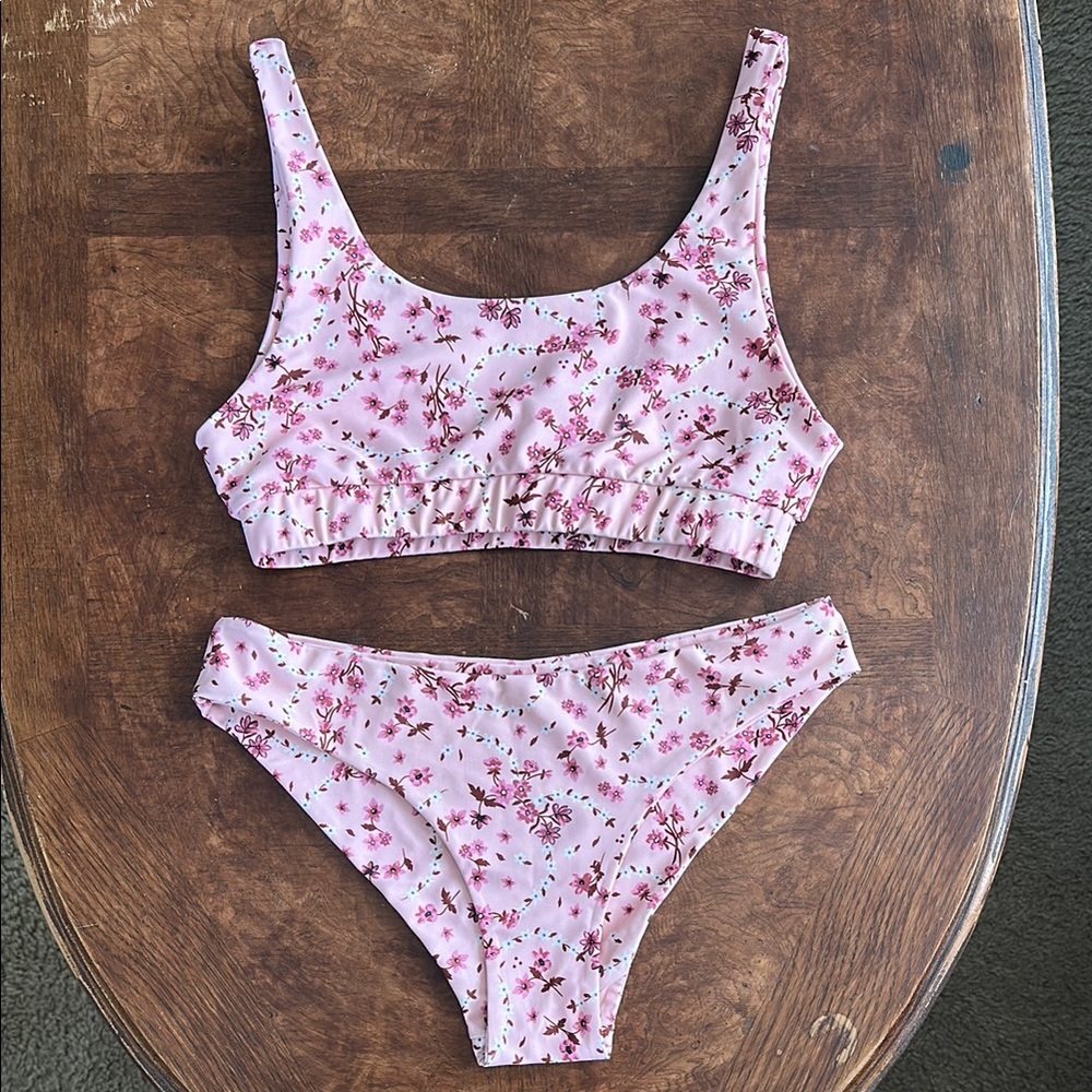 Kulani Kinis Bikini Set